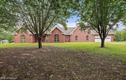 2833 Scr 18, Mize, MS 39116