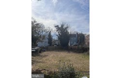 3337 D SE, WASHINGTON, DC 20019