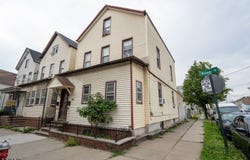 74 4Th St, Elizabeth City, NJ 07206-1247