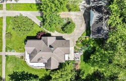 619 E Main Street, Carlinville, IL 62626