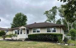 2521 Stanford Avenue, Fort Wayne, IN 46808-1963