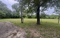 482 McCubbins Rd, Lebanon Junction, KY 40150