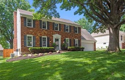 12005 W 100TH Terrace, Lenexa, KS 66215