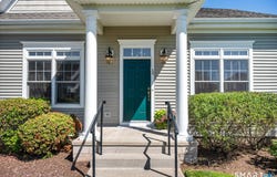36 Bay Hill Drive, Bloomfield, CT 06002