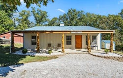 19899 E 1820th Road, Stockton, MO 65649