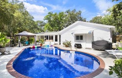 4700 Christy Dr, Pensacola, FL 32504