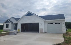 1411 Journey's Way, Hastings, MI 49058
