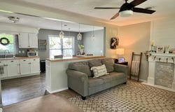 1135 N 9th Street, Mitchell, IN 47446
