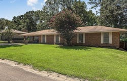 1409 Vermont Ave, Mccomb, MS 39648