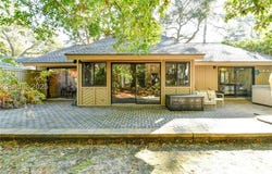 4 Dewberry Lane, Hilton Head Island, SC 29928