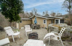 25 Evergreen Road, Putnam Valley, NY 10579