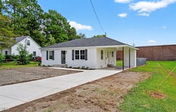 206 N Elm Street, Princeton, NC 27569