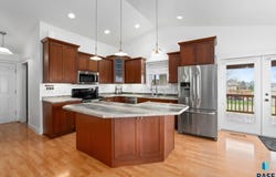 103 W Maple St, Harrisburg, SD 57032