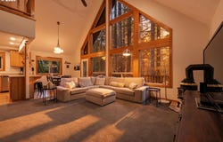 72430 E SMITH Loop, Rhododendron, OR 97049