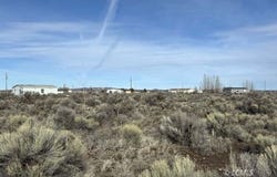 Elm Lane, Christmas Valley, OR 97641