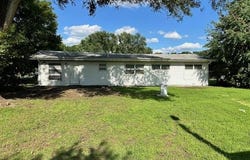 5039 N Armstrong St, Wichita, KS 67204