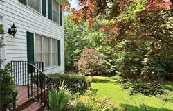 602 Springharbor Drive, Woodstock, GA 30188