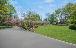 85 Meadow Glen Road, Fort Salonga, NY 11768