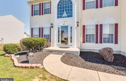 124 CHANDLERS GLEN Drive, BUNKER HILL, WV 25413