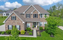 4076 Topsail Drive, Lewis Center, OH 43035