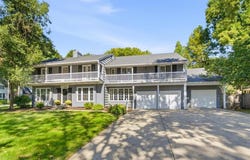 3714 W 61st Terrace, Fairway, KS 66205