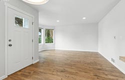 804 E 4TH ST, Tillamook, OR 97141