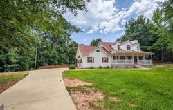 1334 Jim Starr, Newnan, GA 30263