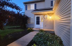950 DONNELLY Place, McHenry, IL 60050