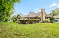 703 Feldner Court, Palos Heights, IL 60463