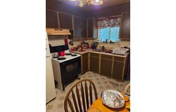 151 W Ridgewood Avenue, Red Bank, TN 37415