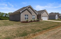 161 Spry Way, Killen, AL 35645