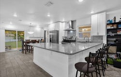 1208 OLD APOPKA ROAD, APOPKA, FL 32703