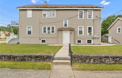 540 Longmeadow Road, Amherst, NY 14226
