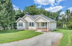 2043 Mulberry ST, Salem, VA 24153