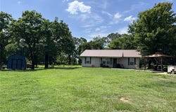 561 Lenny Graham  RD, Magazine, AR 72943