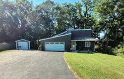 329 W North Street, Delphi, IN 46923