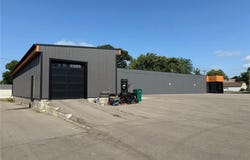 104 Oak Avenue SW, Montgomery, MN 56069