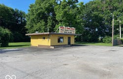 5211 W 10th Street, Speedway, IN 46224