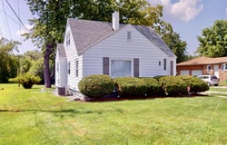 2310 W 73rd Avenue, Merrillville, IN 46410