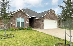 1017 Dove Chase Lane, College Station, TX 77845