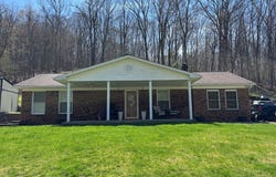 113 Neon Road, FALLS MILLS, VA 24613