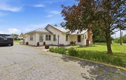 3180 Highway O, Flemington, MO 65650