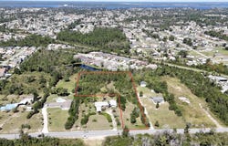 E 26th Street, Lynn Haven, FL 32444