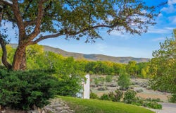 115 Quesnel, Taos, NM 87571