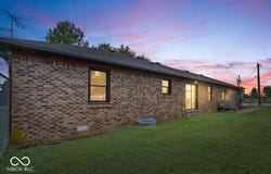11546 N Shelby 300 W, New Palestine, IN 46163