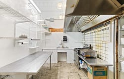 127 E Cherry Street, Nevada, MO 64772
