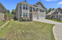 166 Brookview, Newnan, GA 30265