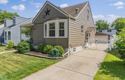 2391 Cambridge Road, Berkley, MI 48072