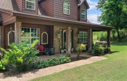 6193 Nesbit Road, Lake Cormorant, MS 38641
