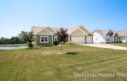 9381 Shoreway Drive, West Olive, MI 49460